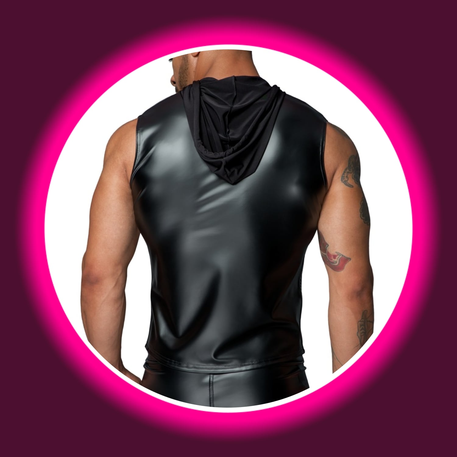 Rückansicht schwarzes glänzendes Hoodie mit Kapuze von Noir Handmade