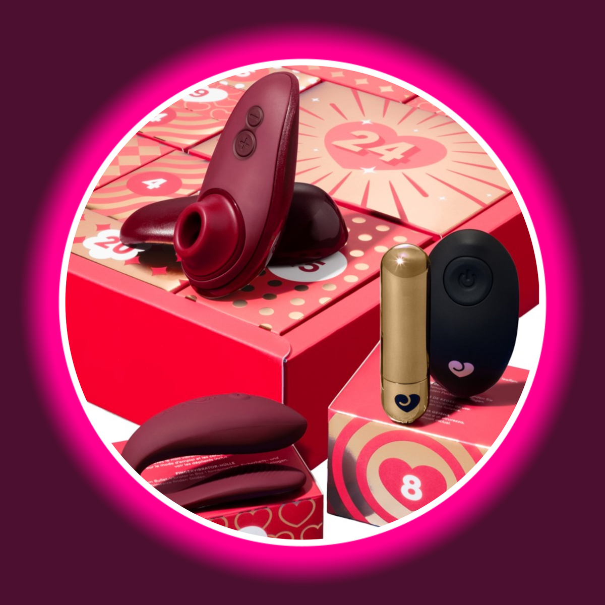 Magic Shiver Couples Erotik-Adventskalender 2026, Nahaufnahme von Womanizer Liberty, We-Vibe Sync Lite und goldfarbenem Bulletvibrator mit schwarzer Fernbedienung