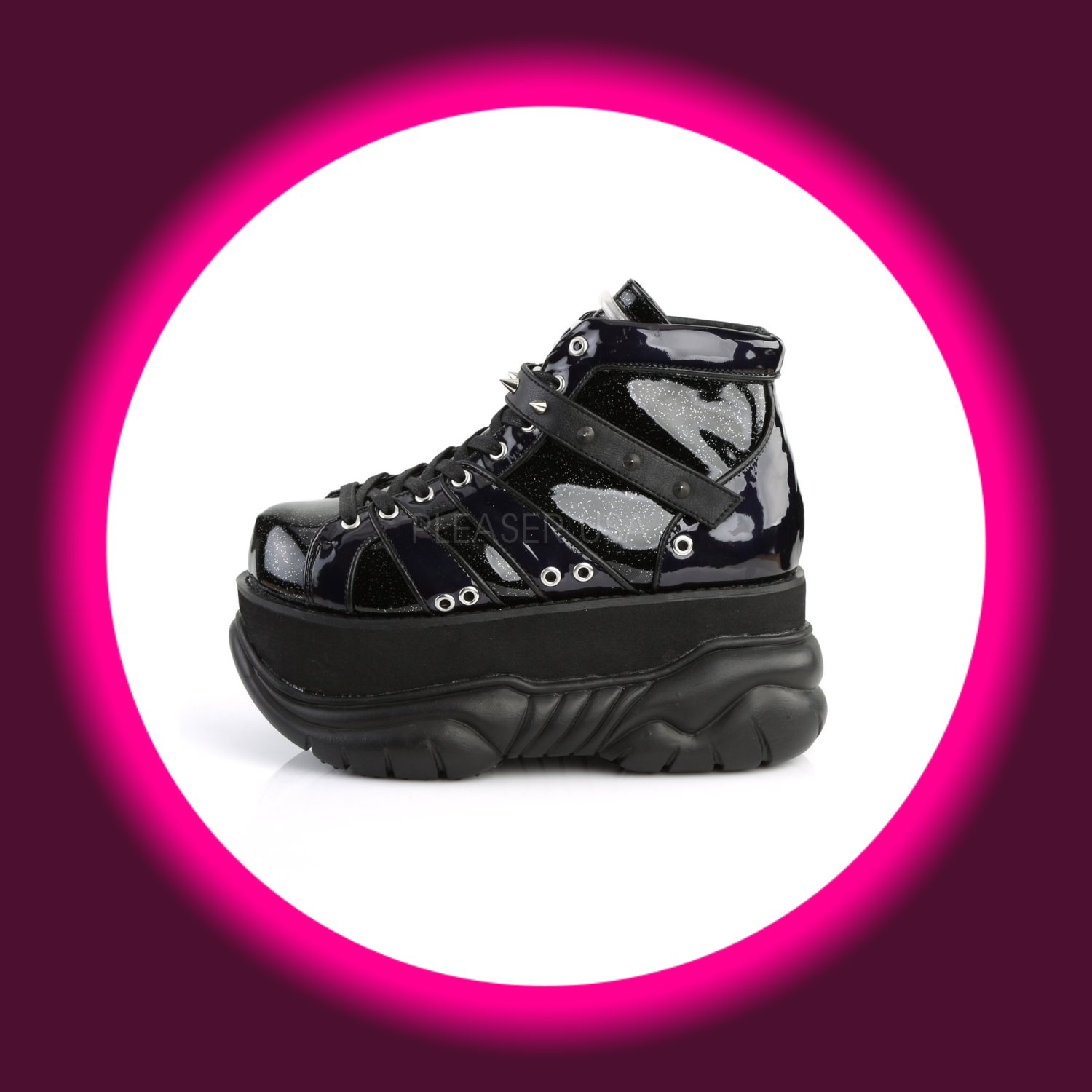 seitliche Ansicht schwarze Halbschuhe mit dicker Sohle und holografischen Details, Demoniacult Neptune 100