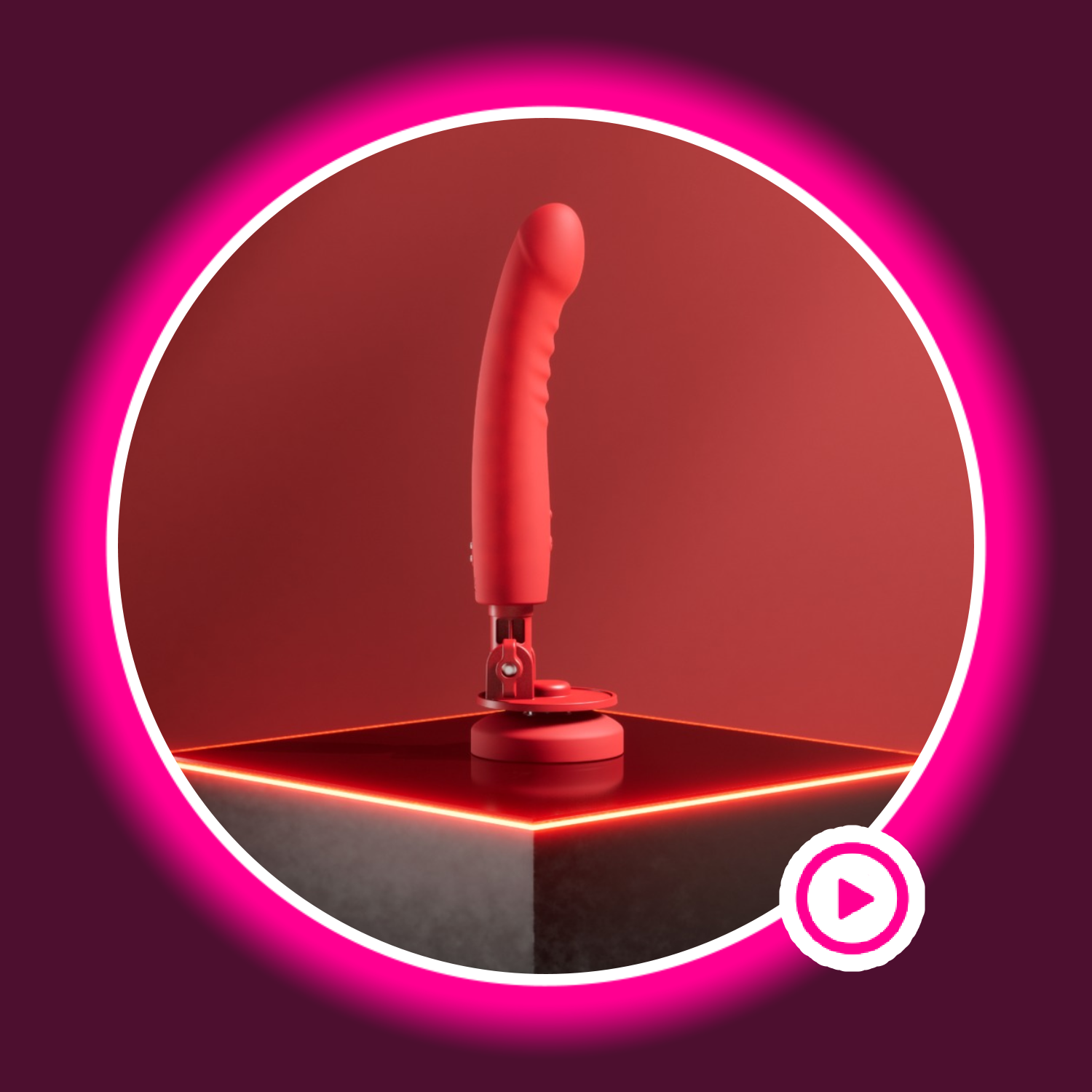 roter Vibrator Lovense Mission 2 mit Saugfuß auf beleuchtetem Podest vor rotem Hintergrund