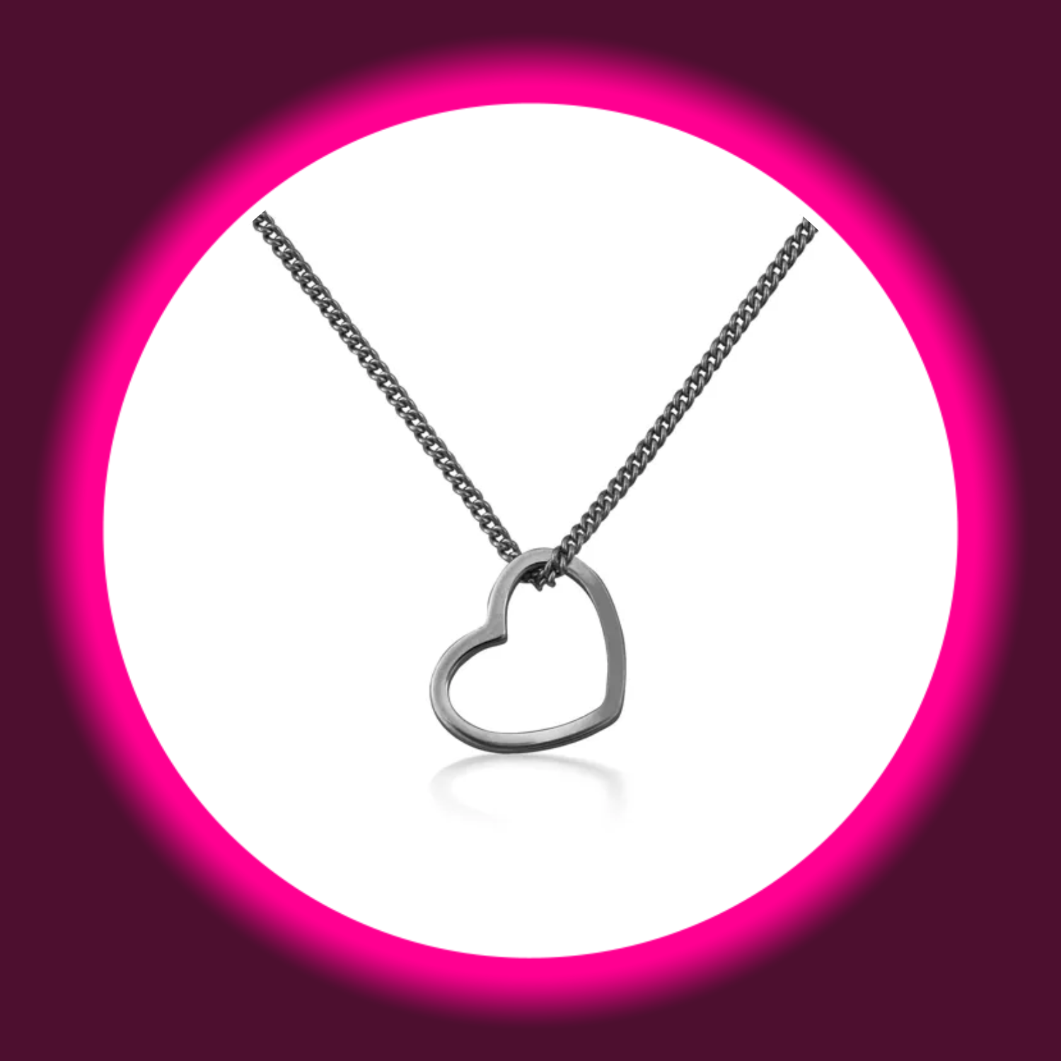 schwarzer Kettenanhänger in Herzform von Modabilé hängt an einer Kette