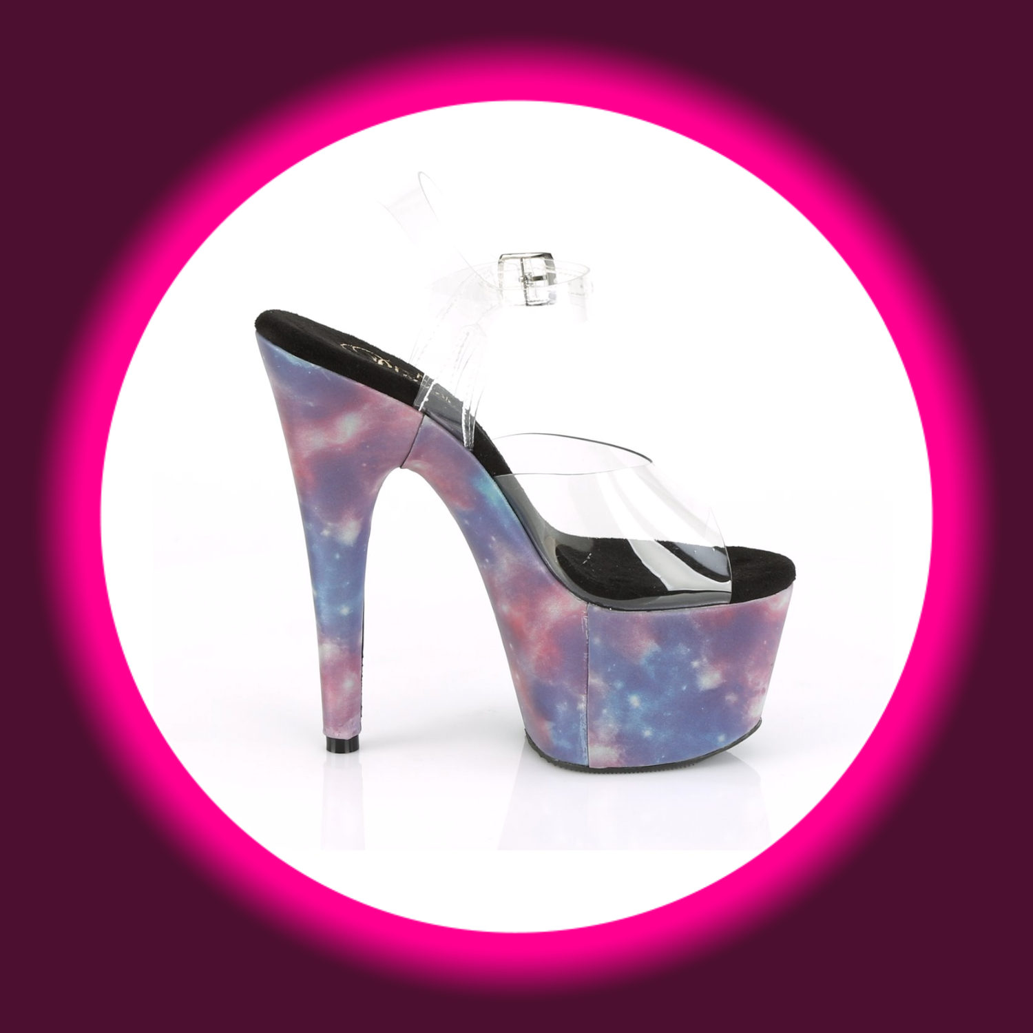 seitliche Ansicht auf eine uv-reaktive mehrfarbige Sandalette bzw. High Heels mit transparenten Riemen