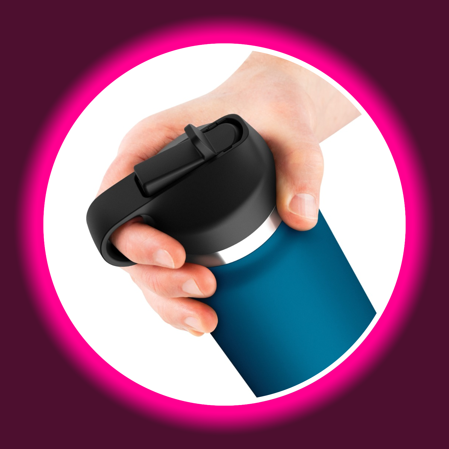 eine Hand hält einen blauen Masturbator, getarnt als Trinkflasche, PDX Plus Fuck Flask Private Pleaser