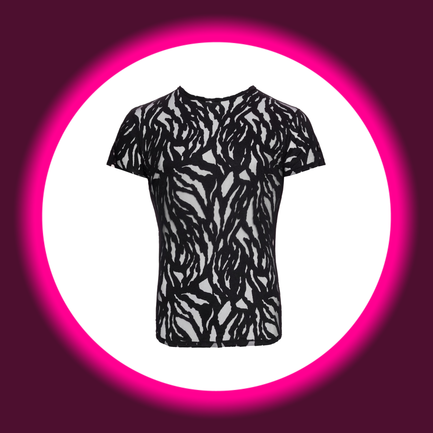 Frontansicht schwarzes Shirt in Ausbrenner-Optik, von Svenjoyment