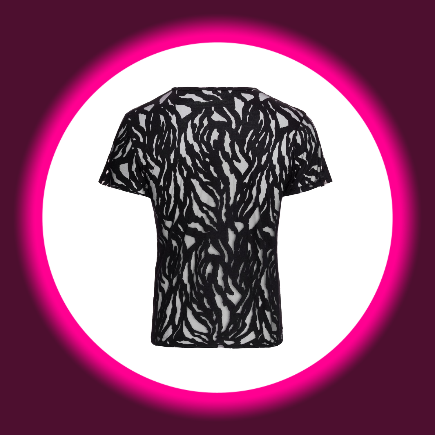 Rückansicht schwarzes Shirt in Ausbrenner-Optik, von Svenjoyment