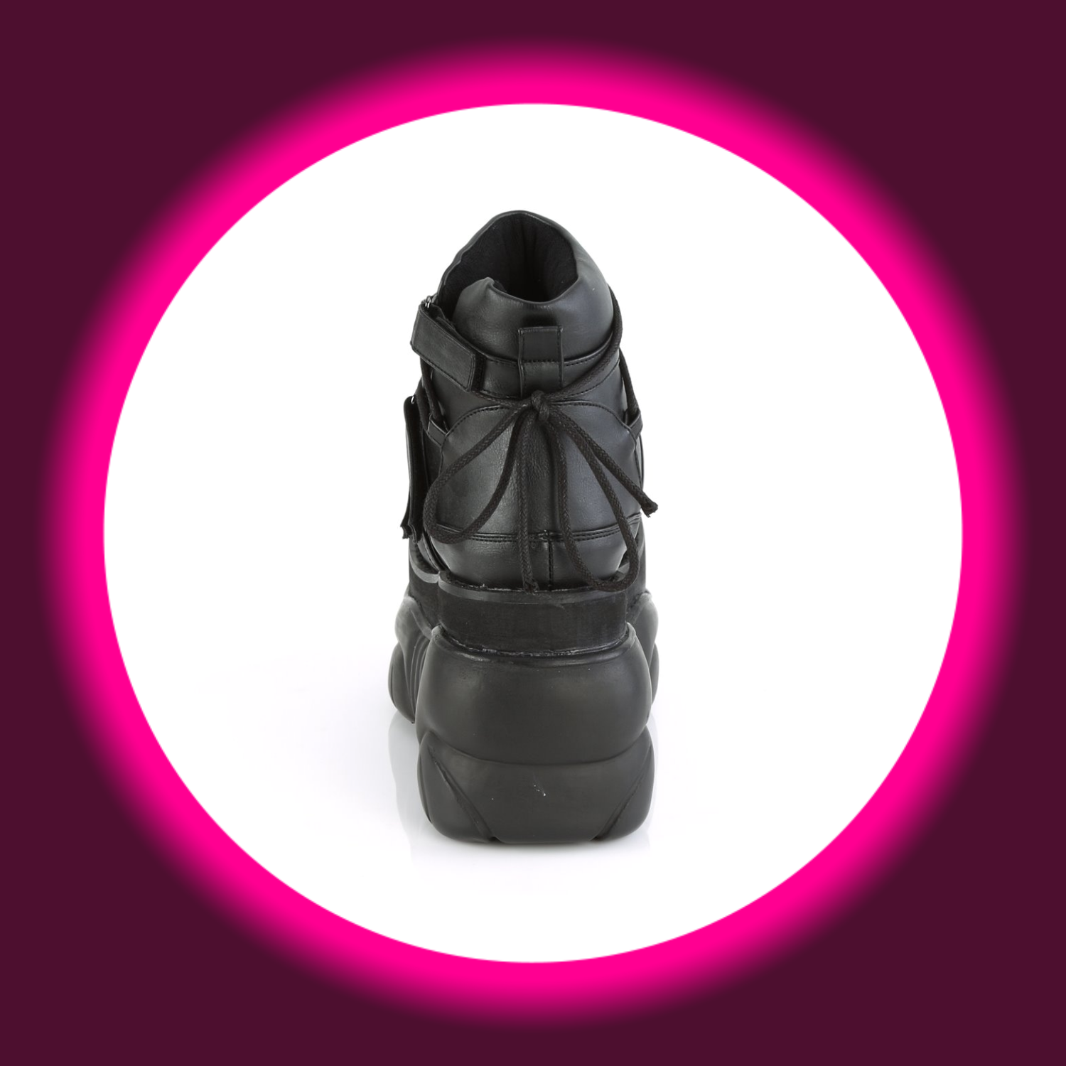 Rückansicht schwarze Boots mit extradicker Sohle und Zugbändern, Demoniacult Boxer 13