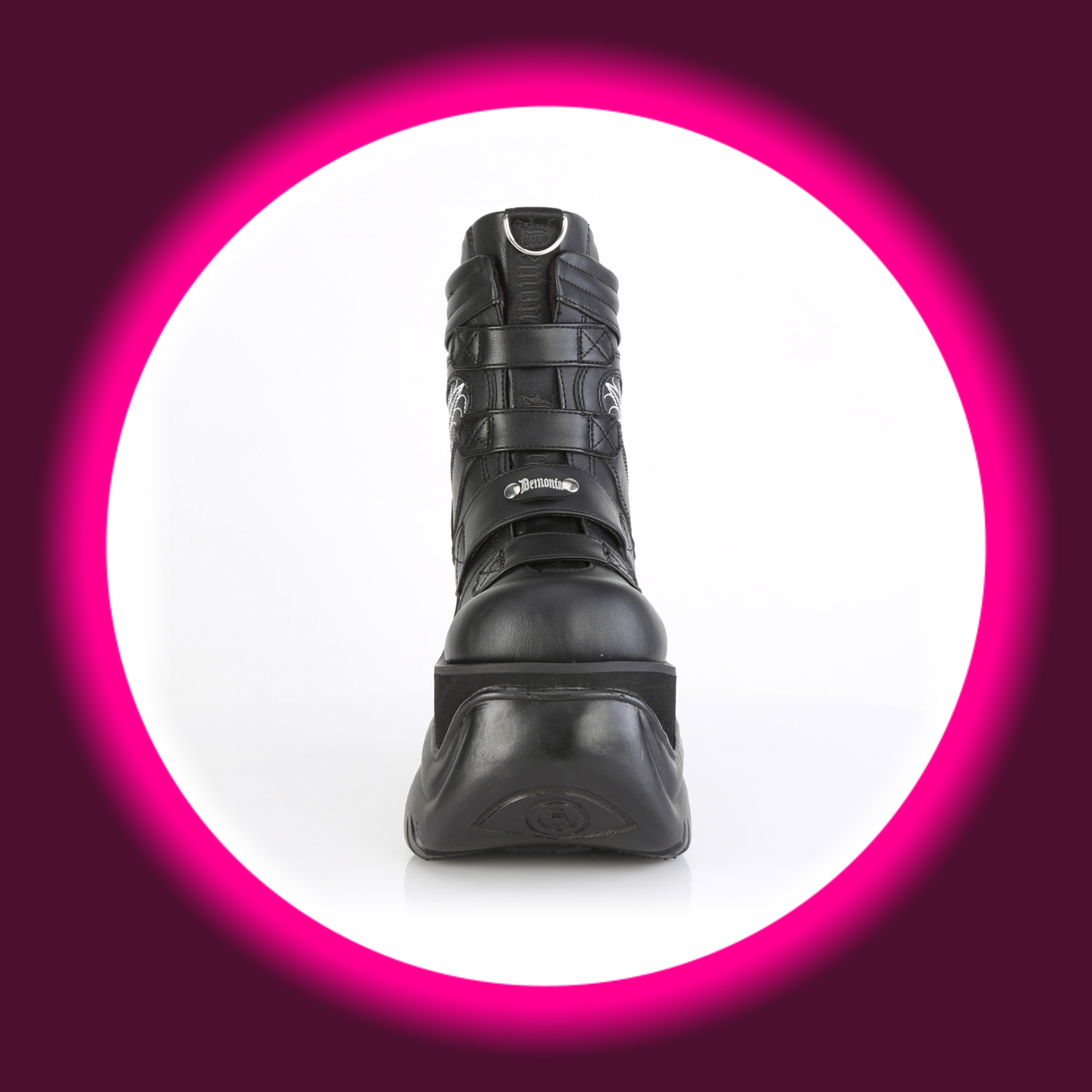 Frontansicht schwarze Boots Demoniacult Boxer 70 mit dicker Sohle und Klettverschlüssen