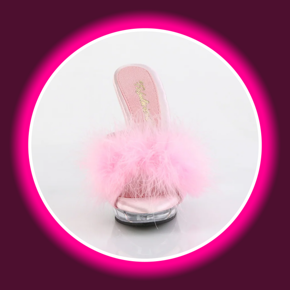 Fabulicious Lip 101-8 Plateau-Pantolette in Rosa, Frontansicht mit üppigem Marabu-Federbesatz über dem Riemen, offener Schuhspitze und transparentem Plateau
