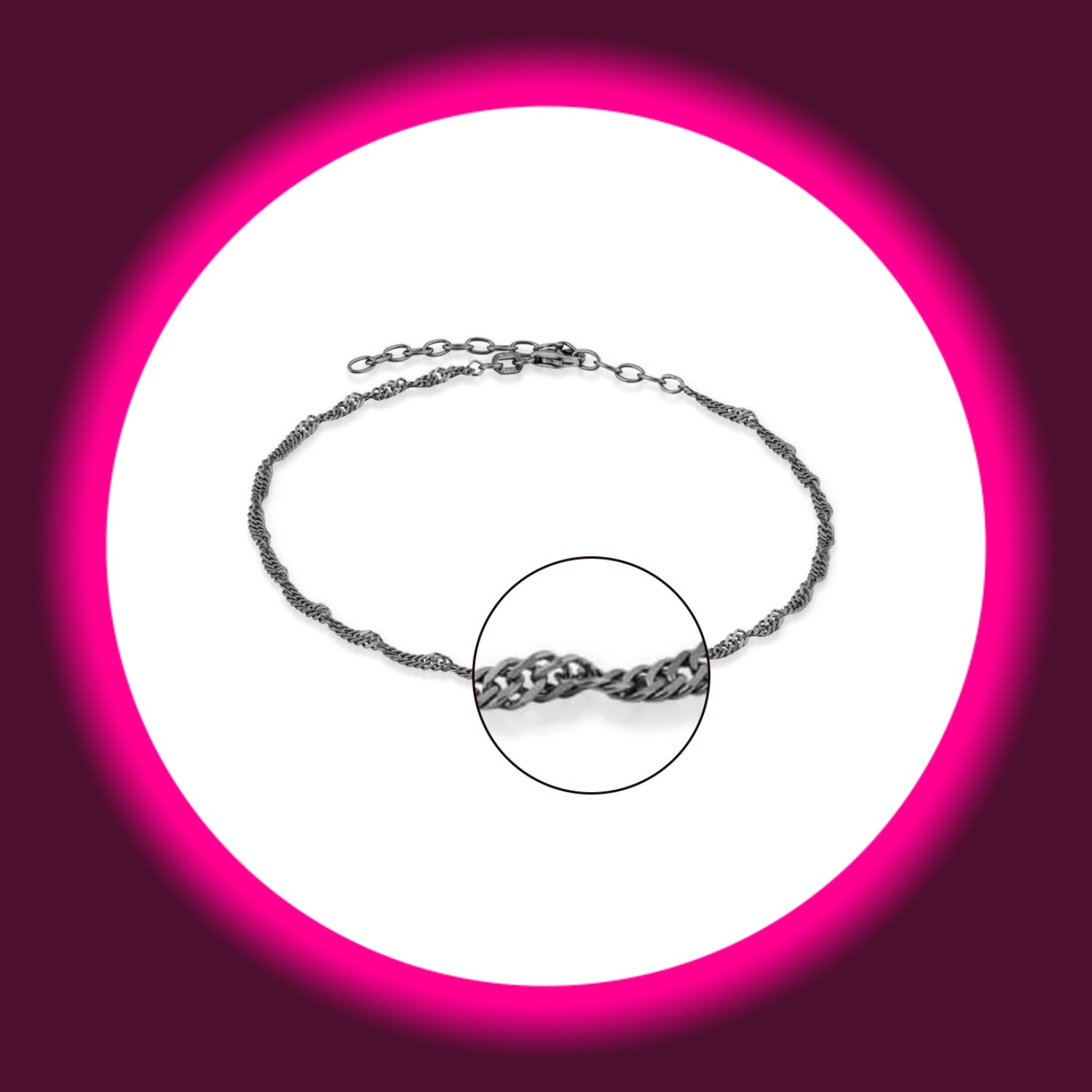 Detailansicht der Kettenglieder einer schwarz rhodinierten Fußkette Singapore aus Silber von Modabilé auf weißem Untergrund