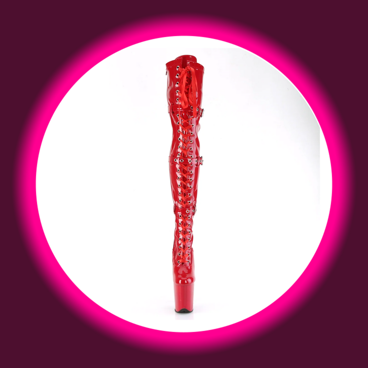 Pleaser Flamingo 3028 Overknee-Stiefel in rotem Lack, Frontansicht mit durchgängiger Schnürung durch Metallösen, drei Zierriemen und hohem Plateau