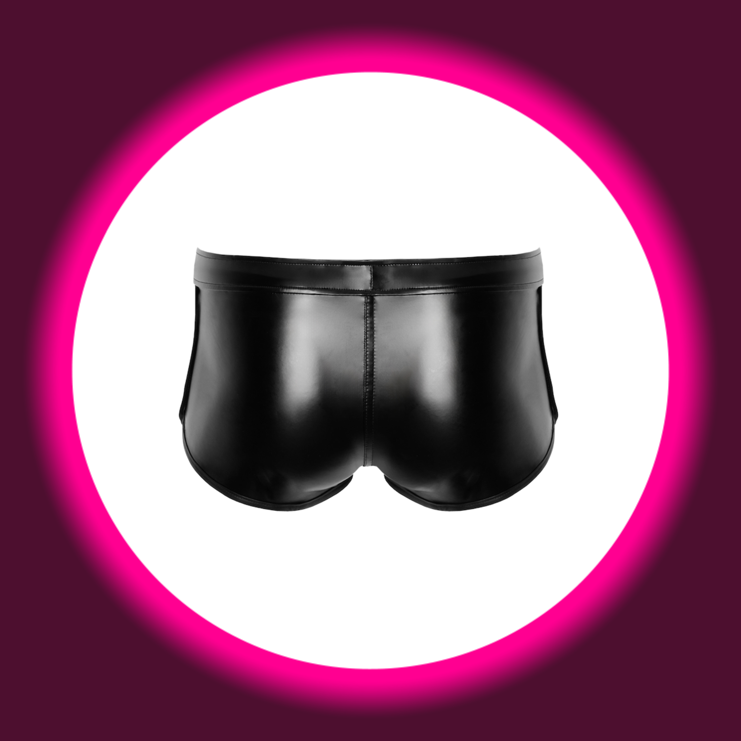 Rückansicht schwarze glänzende kurze Hose von Noir Handmade